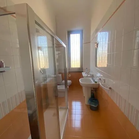 Gambara Apartment *